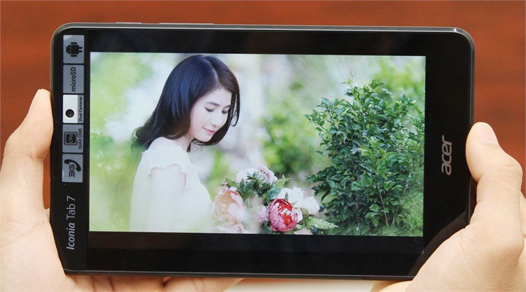 Máy tính bảng Acer Iconia A1-713