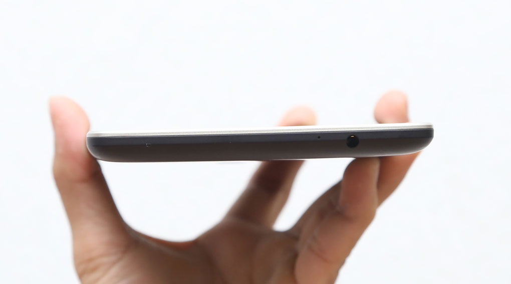 Máy tính bảng ASUS Fonepad 7 (FE375CXG)