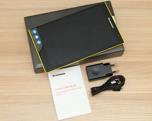 Bộ sản phẩm gồm: Adapter, Sách hướng dẫn, Cáp Micro USB, Hộp máy