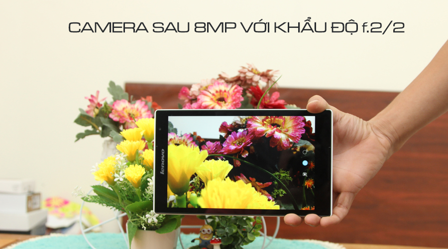 <p><strong>Trang bị camera sau 8MP c&oacute; hỗ trợ đ&egrave;n LED Flash với khẩu độ f2.2 sẽ cho bạn những tấm ảnh tuyệt vời</strong></p>