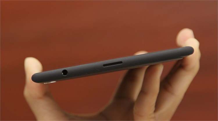 Máy tính bảng Asus MeMO Pad 7 (ME572CL)