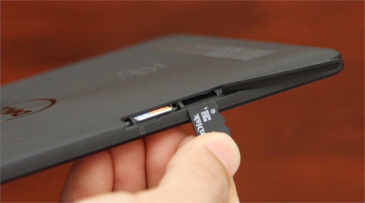 Máy tính bảng Dell Venue 7 3740 3G