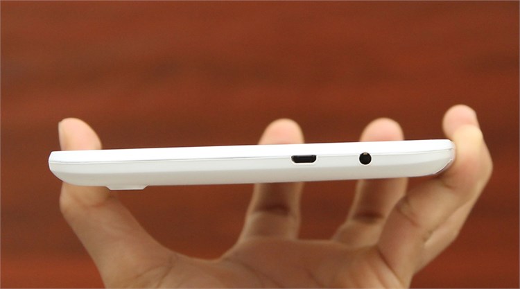 Máy tính bảng Lenovo A7-30 (A3300) Màu Trắng