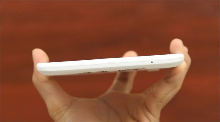 Máy tính bảng Lenovo A7-30 (A3300) Màu Trắng