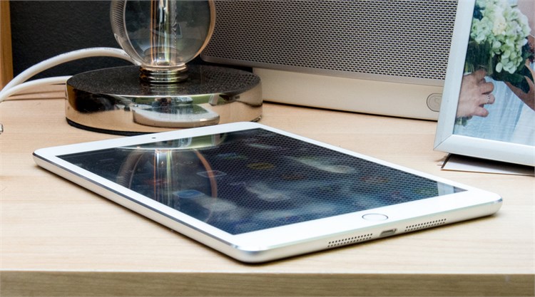 Máy tính bảng iPad Mini 3 Retina Cellular 16GB Màu Bạc