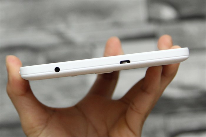 Máy tính bảng Samsung Galaxy Tab 3V T116 Màu Trắng