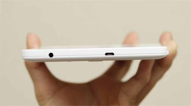 Máy tính bảng Samsung Galaxy Tab 3V T116 Màu Trắng