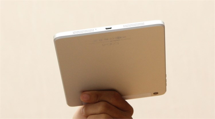 Máy tính bảng Mobell Tab 8 Màu Bạc