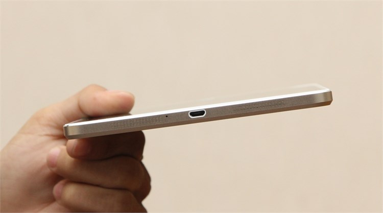 Máy tính bảng Mobell Tab 8 Màu Vàng