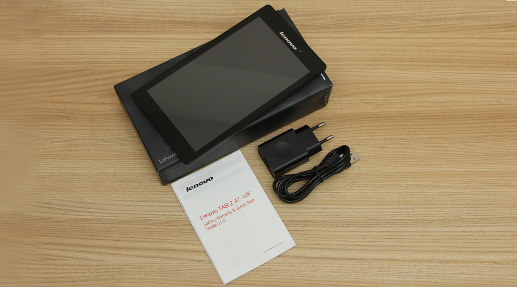 Bộ sản phẩm gồm: Adapter, Sách hướng dẫn, Cáp Micro USB, Hộp máy