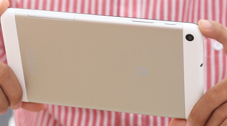 Máy tính bảng Huawei MediaPad T1-701u Màu Bạc