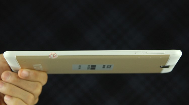 Máy tính bảng Wing S800 8.0