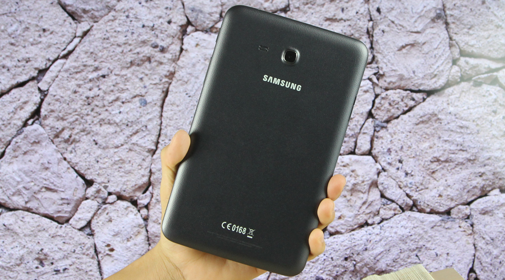 Máy tính bảng Samsung Galaxy Tab 3V Wifi Màu Đen