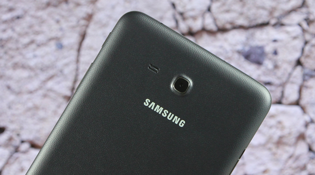 Máy tính bảng Samsung Galaxy Tab 3V Wifi Màu Đen