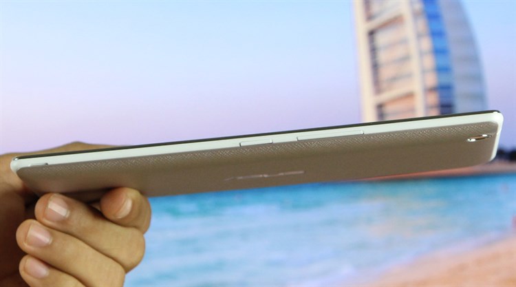 Máy tính bảng ASUS ZenPad 7.0 (Z370CG) Màu Inox