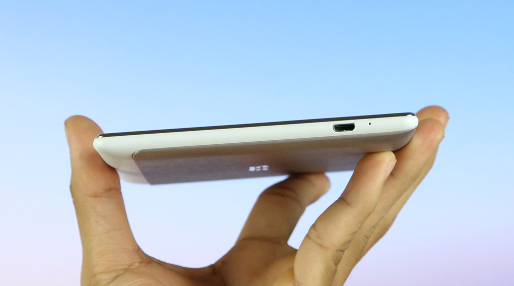 Máy tính bảng ASUS ZenPad 7.0 (Z370CG) Màu Inox