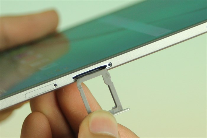 Máy tính bảng Samsung Galaxy Tab S2 8 Màu Vàng đồng