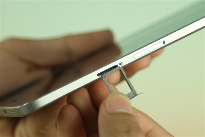 Máy tính bảng Samsung Galaxy Tab S2 8 Màu Vàng đồng