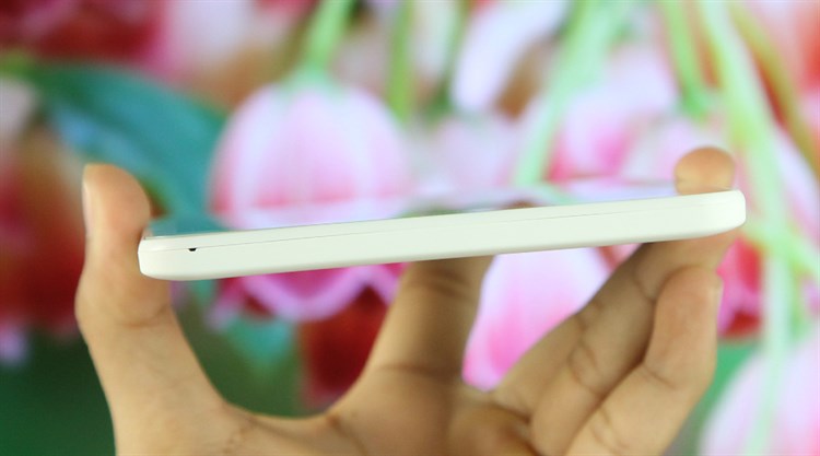 Máy tính bảng Mobell Tab 7i