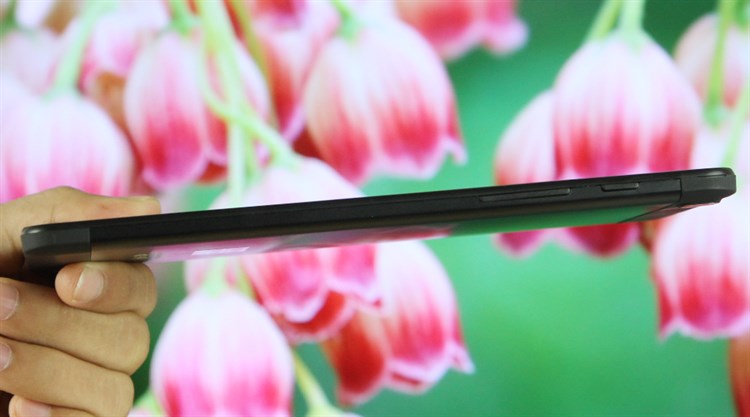 Máy tính bảng Mobell Tab 7i