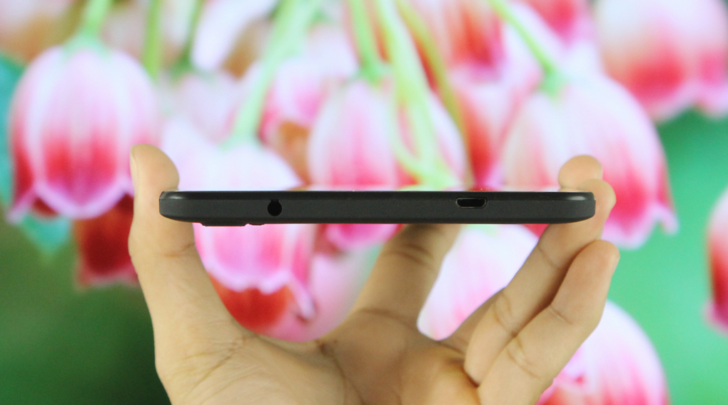 Máy tính bảng Mobell Tab 7i