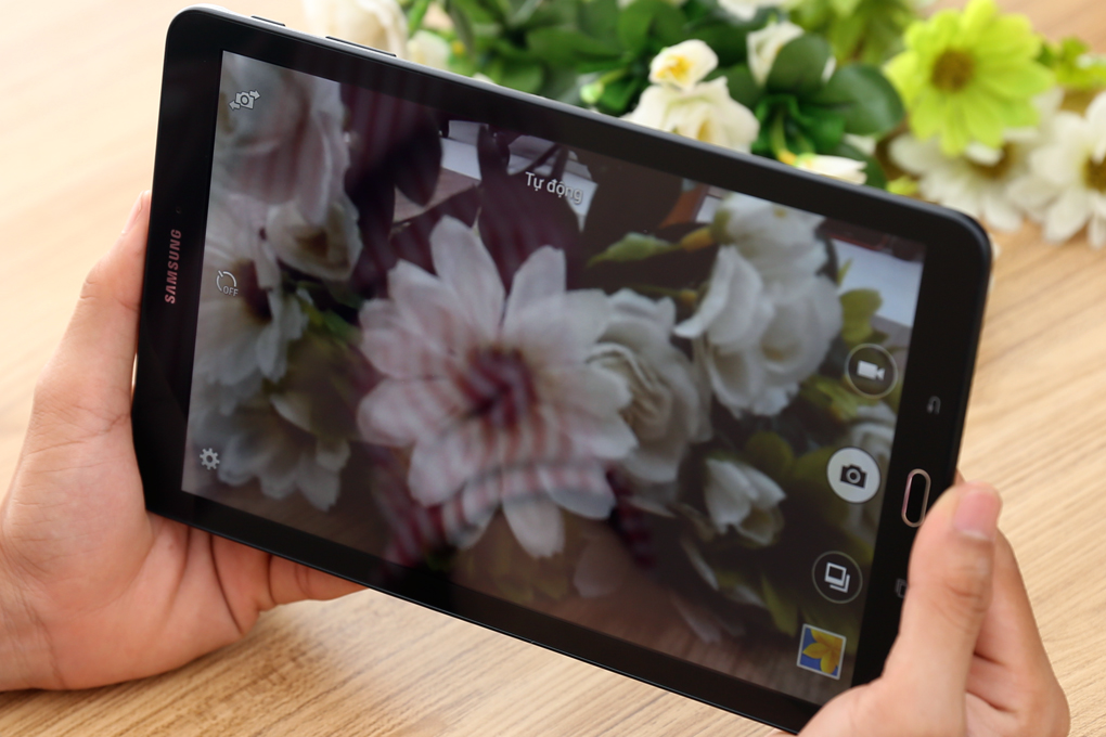 Máy tính bảng Samsung Galaxy Tab E 9.6 (SM-T561) Màu Đen