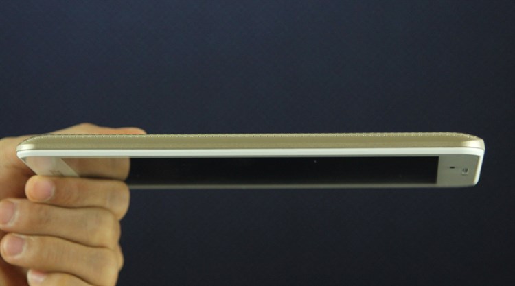 Máy tính bảng Acer Iconia B1-723 Màu Vàng