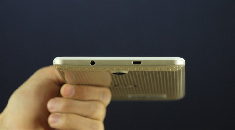 Máy tính bảng Acer Iconia B1-723 Màu Vàng