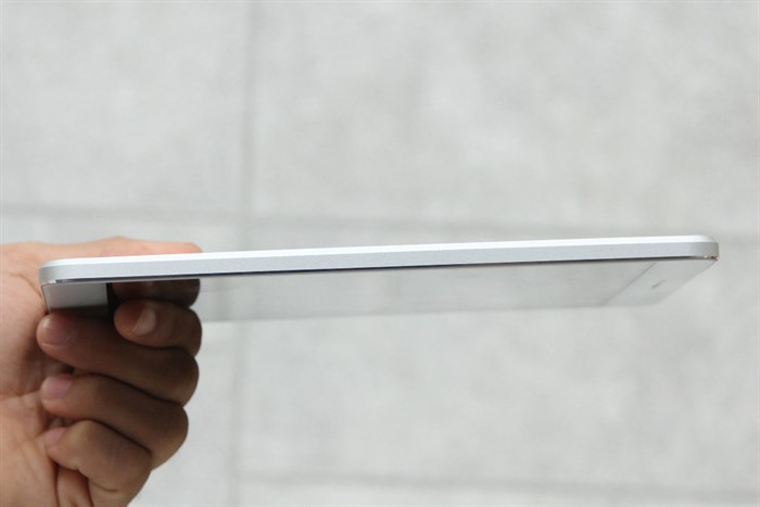 Máy tính bảng Wing S880 Màu Bạc