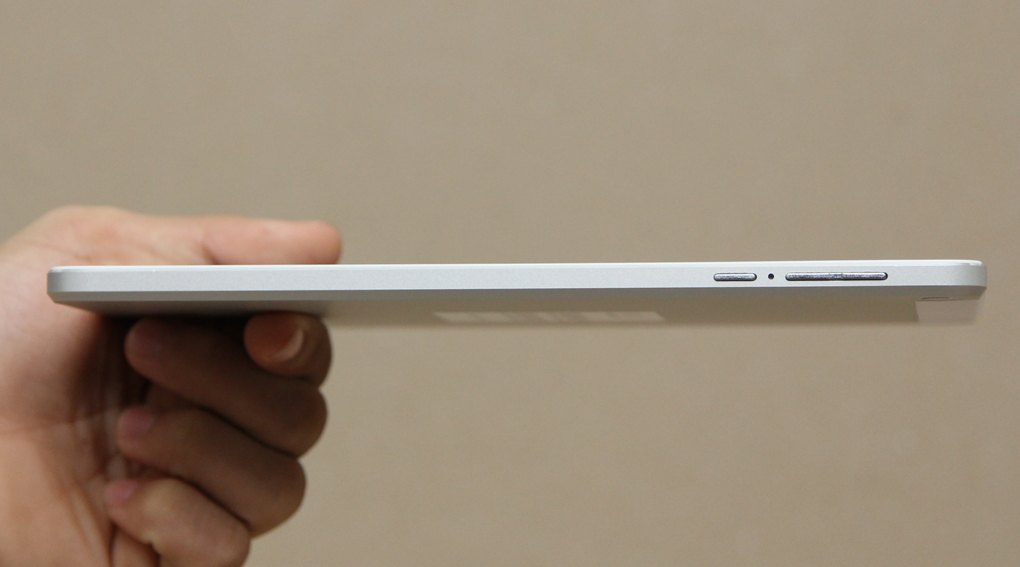 Máy tính bảng Wing S880