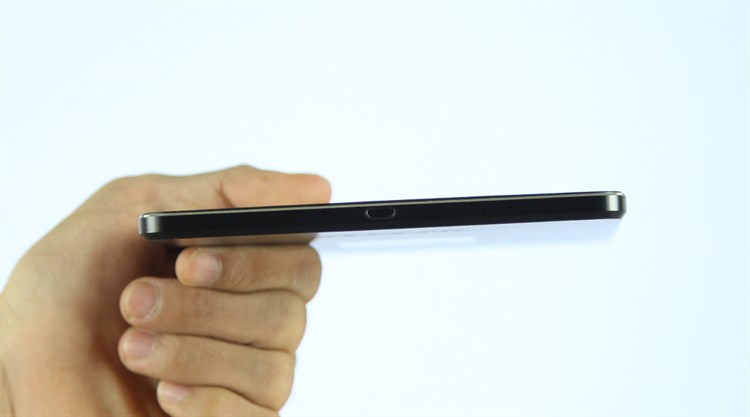 Máy tính bảng Wing S880