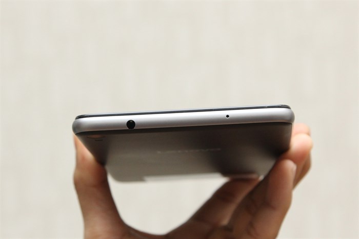 Máy tính bảng Lenovo Phab Màu Đen