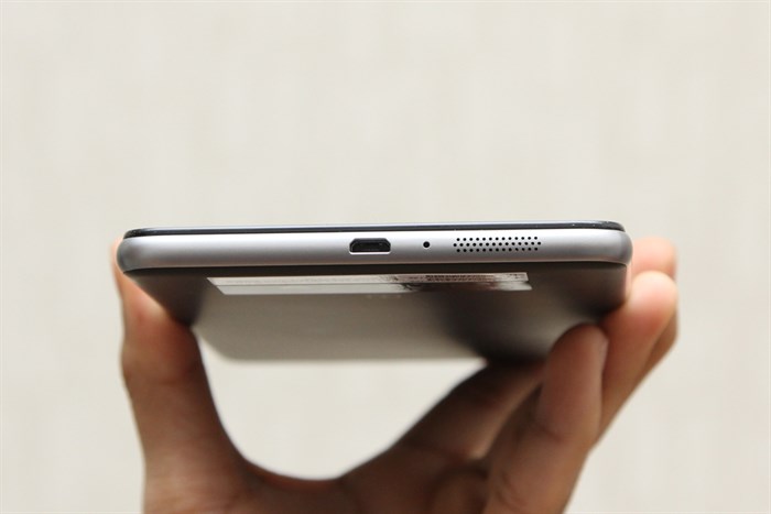 Máy tính bảng Lenovo Phab Màu Đen