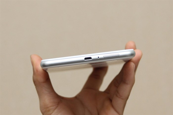 Máy tính bảng Lenovo Phab Màu Trắng