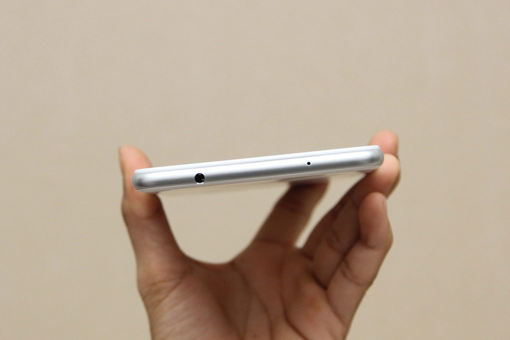Máy tính bảng Lenovo Phab 2GB Màu Trắng