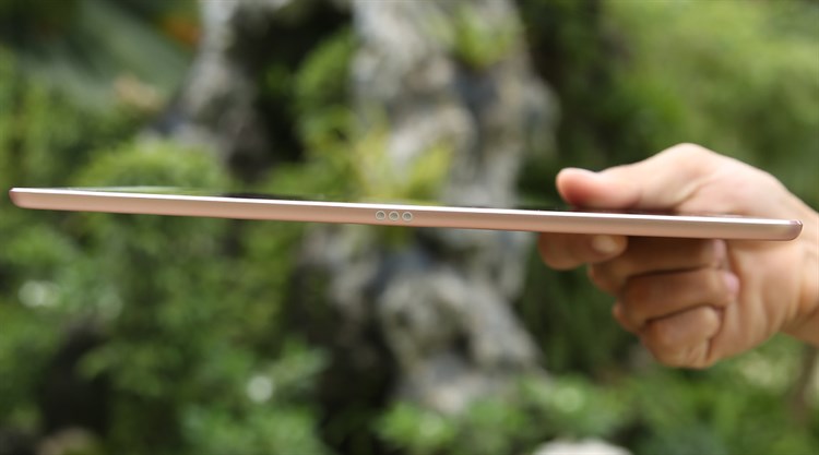Máy tính bảng iPad Pro 9.7 inch Wifi 32GB Màu Vàng Hồng
