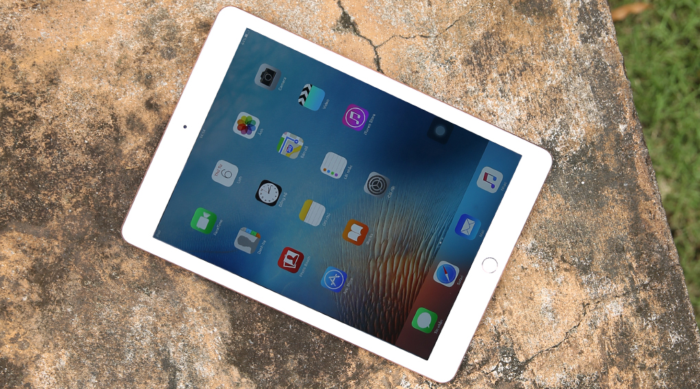 Máy tính bảng iPad Pro 9.7 inch Wifi 32GB Màu Vàng Hồng