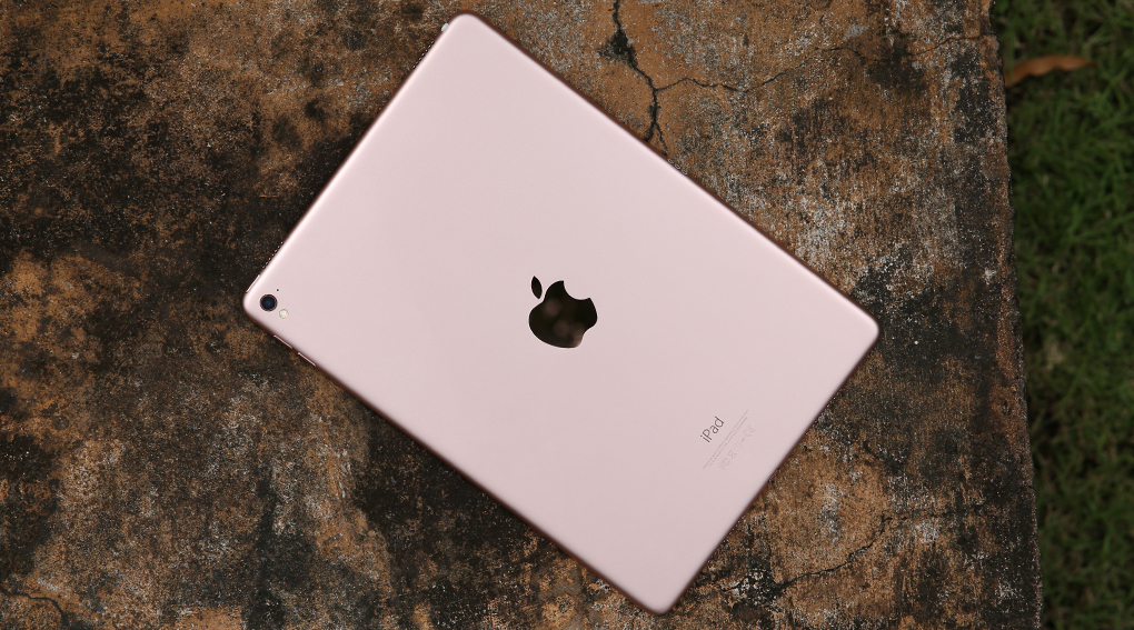 Máy tính bảng iPad Pro 9.7 inch Wifi 32GB Màu Vàng Hồng