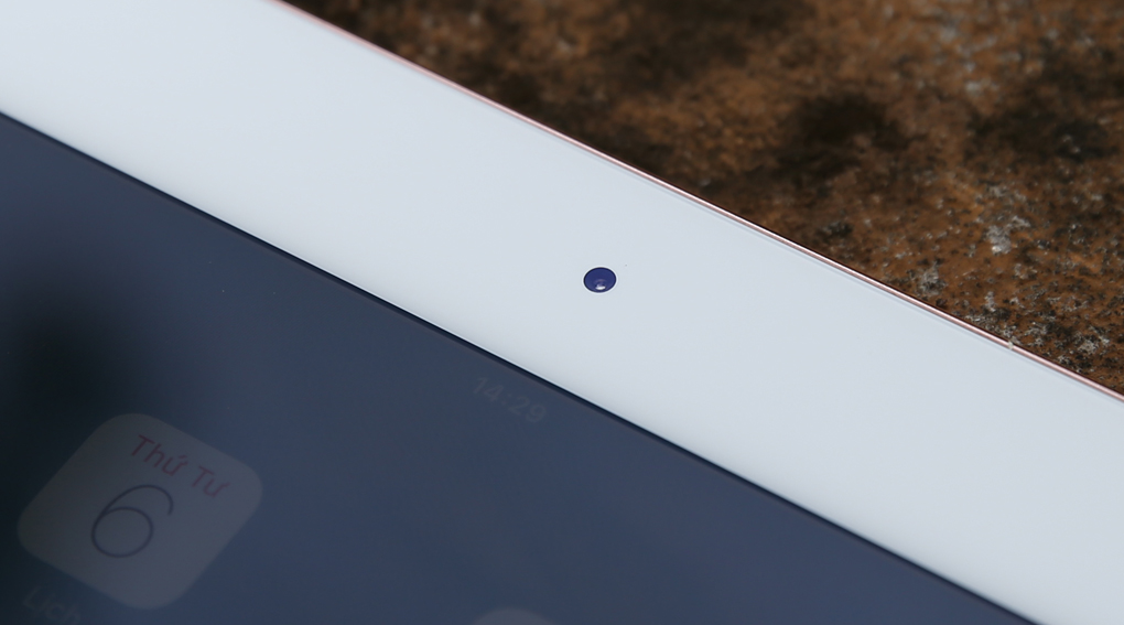 Máy tính bảng iPad Pro 9.7 inch Wifi 32GB Màu Vàng Hồng