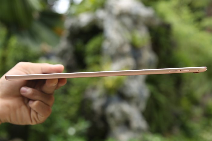 Máy tính bảng iPad Pro 9.7 inch Wifi 32GB Màu Vàng Hồng