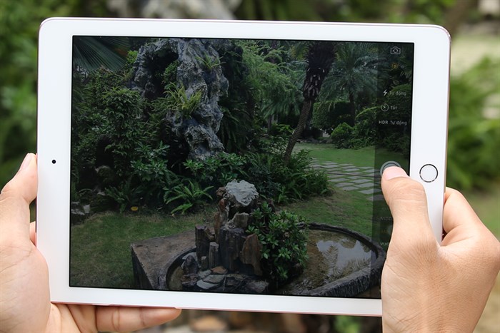 Máy tính bảng iPad Pro 9.7 inch Wifi 32GB Màu Vàng Hồng