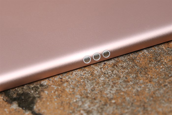 Máy tính bảng iPad Pro 9.7 inch Wifi 32GB Màu Vàng Hồng