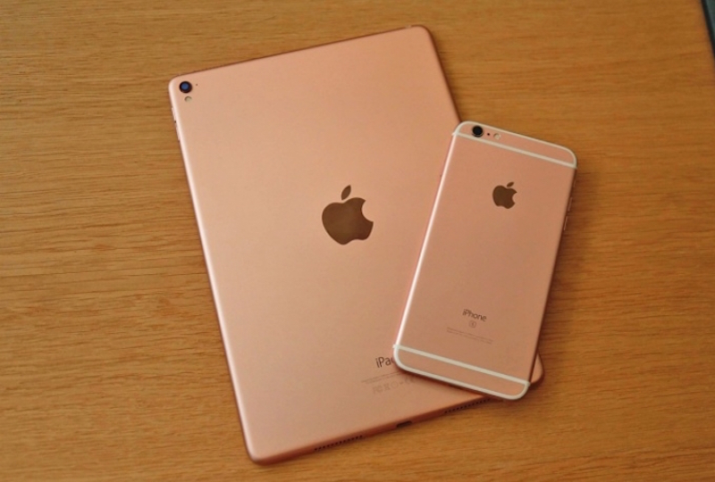 iPad Pro 9.7インチ Cellular+ Wi-Fi 128GB Apple iPad Pro 9.7インチ Wi-Fi+Cellular 128GB SIMフリー 価格比較