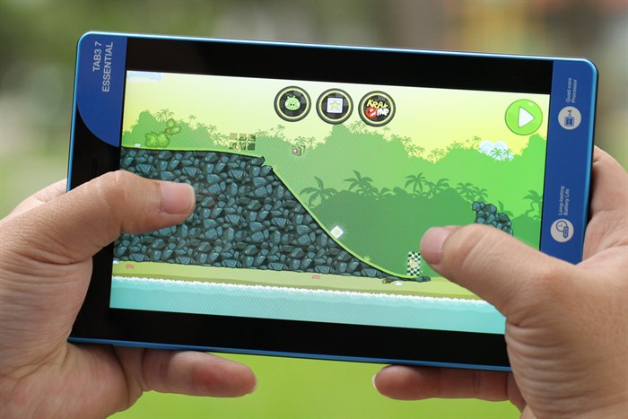 Máy tính bảng Lenovo Tab 3 Essential Màu Đen