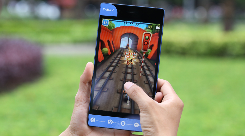 Máy tính bảng Lenovo Tab 3 7" Màu Đen - xanh dương