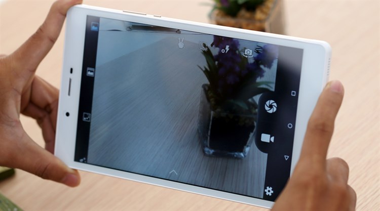 Máy tính bảng Mobell Tab 8s