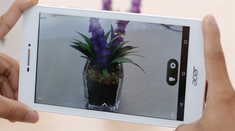 Máy tính bảng Acer Iconia Talk 7 B1-733 Màu Vàng đồng