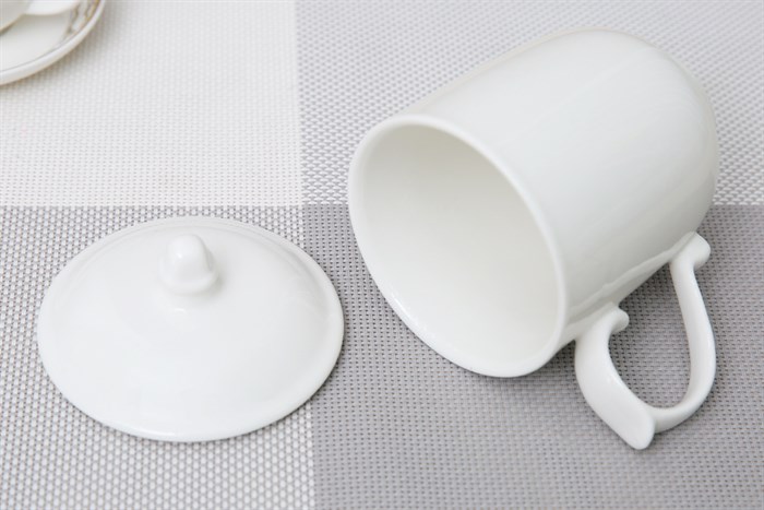 Ly sứ có nắp Minh Châu MC-CN06 300ml Màu Trắng