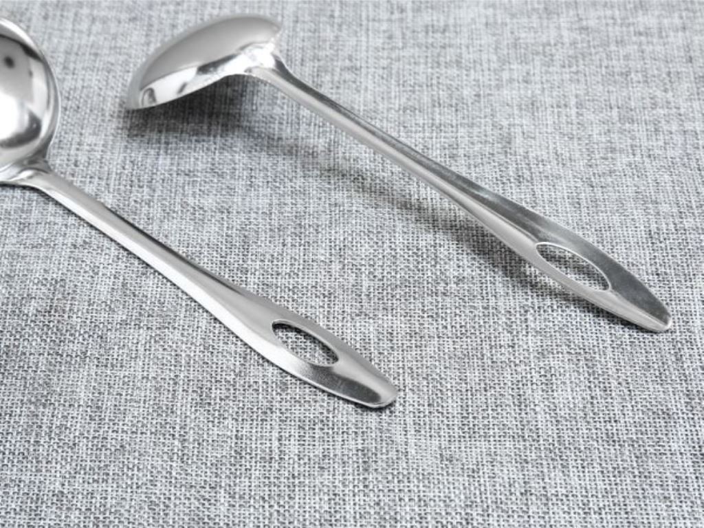 https://cdn.tgdd.vn/Products/Images/5230/217753/bhx/vi-2-va-canh-inox-anpha-cook-ac205-vc10200-20cm-202001112046393138.jpg