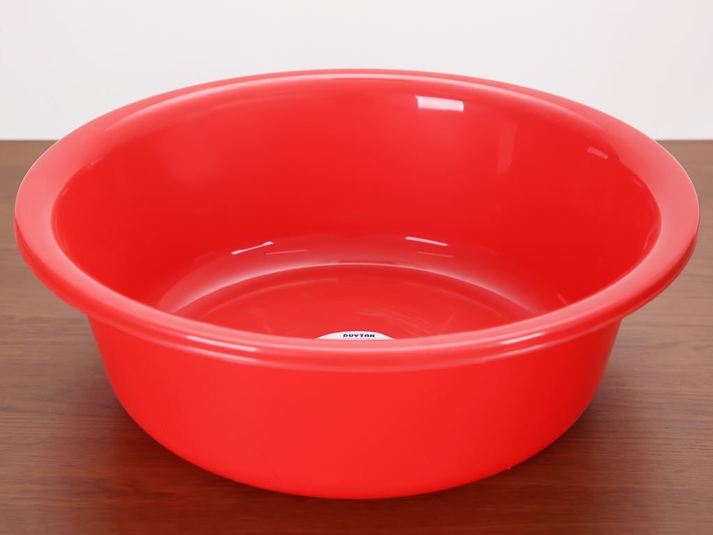 https://cdn.tgdd.vn/Products/Images/5231/110466/bhx/thau-nhua-tron-duy-tan-4t5-45cm-giao-mau-ngau-nhien-202007251128571127.jpg